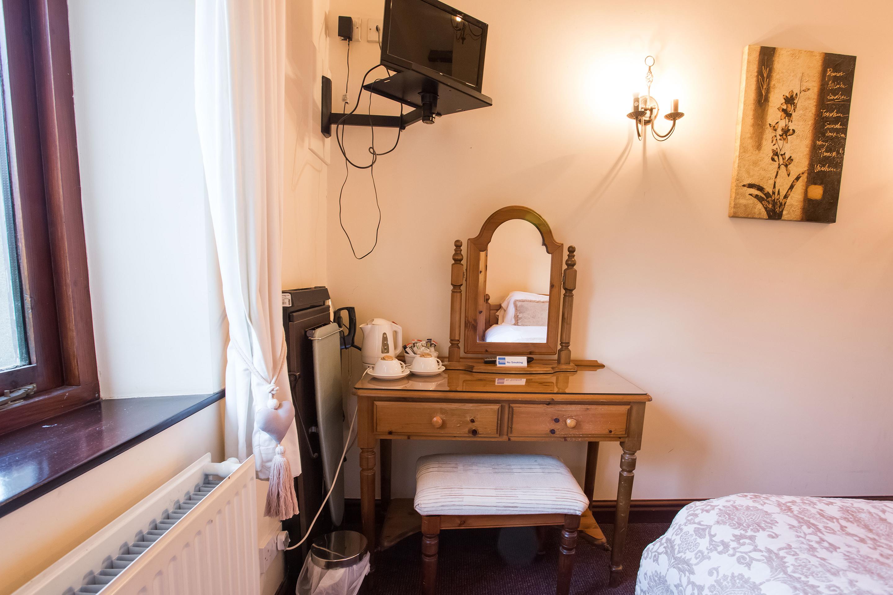 Oyo Ye Olde Bowling Green Inn (Adults Only) Bradwell  Exteriör bild
